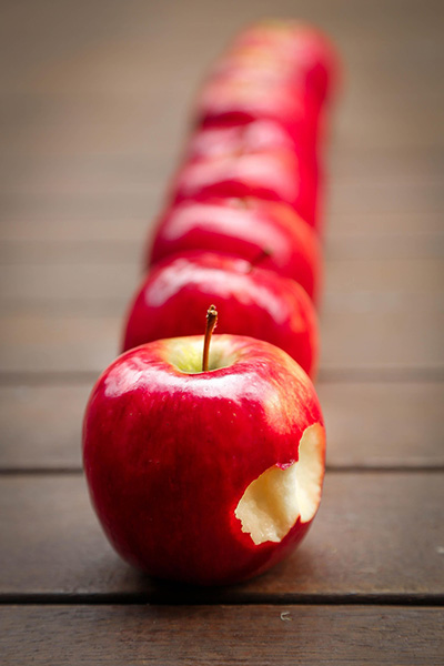 Ta ett äpple om du blir sugen under ronden